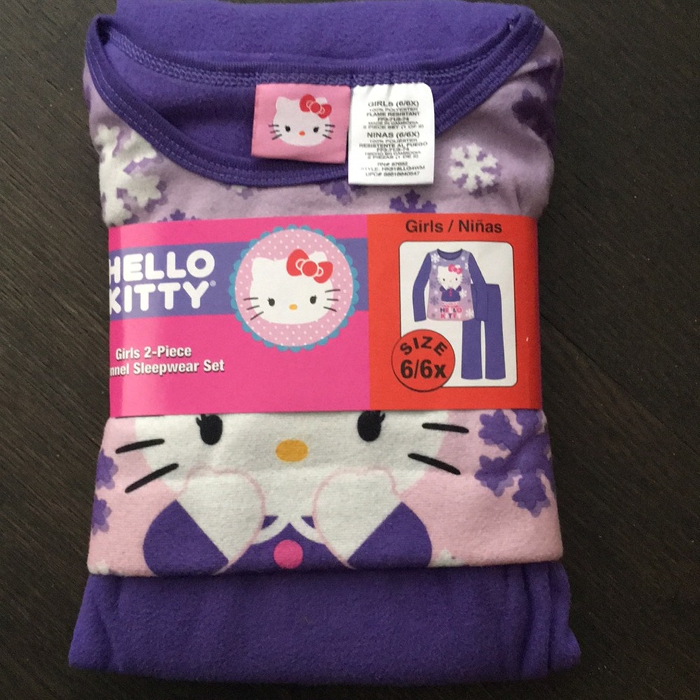 Sanrio Hello Kitty Girls 2-Piece Flannel Sleepwear Set